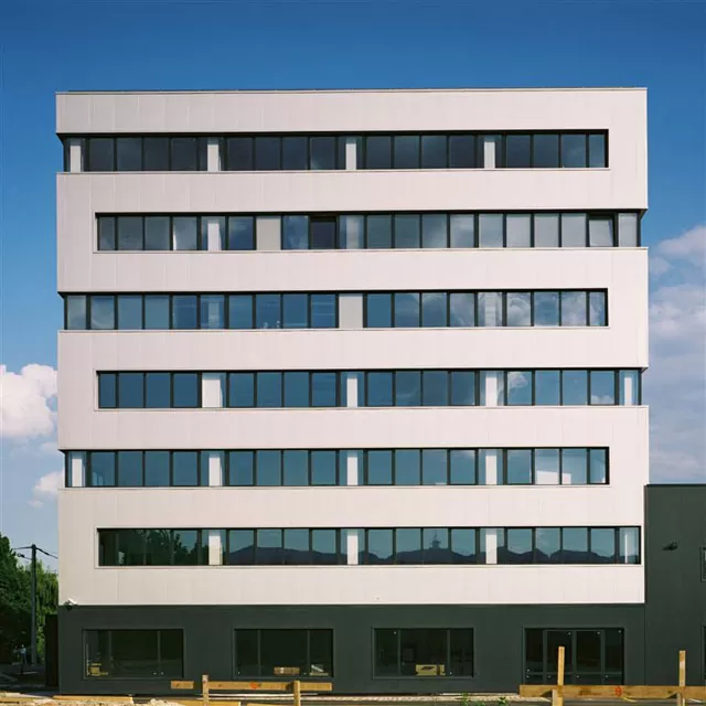 Poslovna zgrada Dubrava 01 - Dva Arhitekta Zidarić