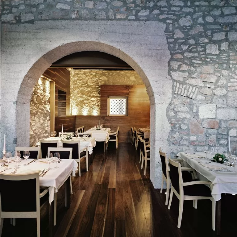 Restoran Foša 04 - Dva Arhitekta Zidarić