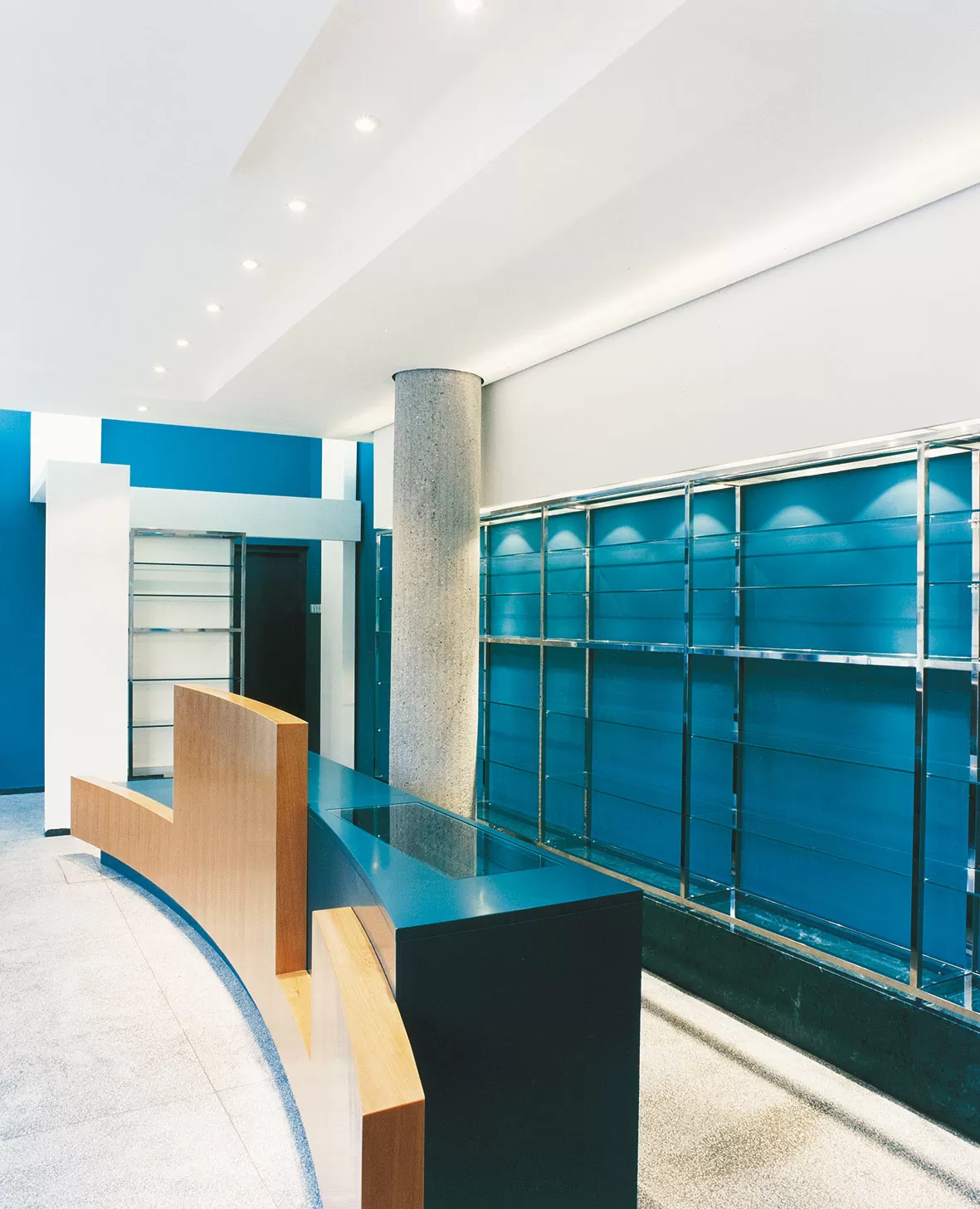 Trgovina Zri-Šport 03 - Dva Arhitekta Zidarić