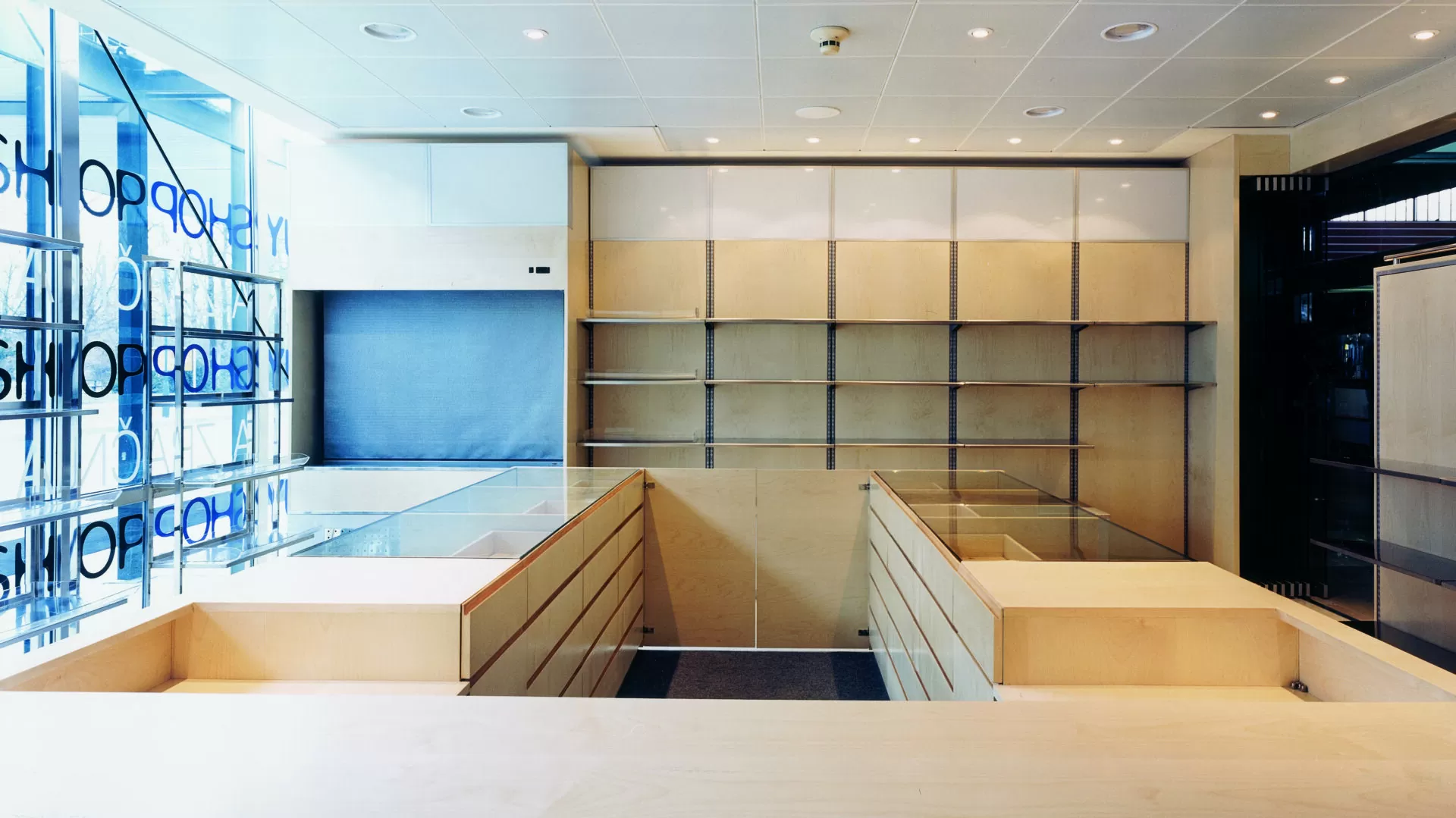 Interijer Zračne luke Zagreb 16 - Dva Arhitekta Zidarić