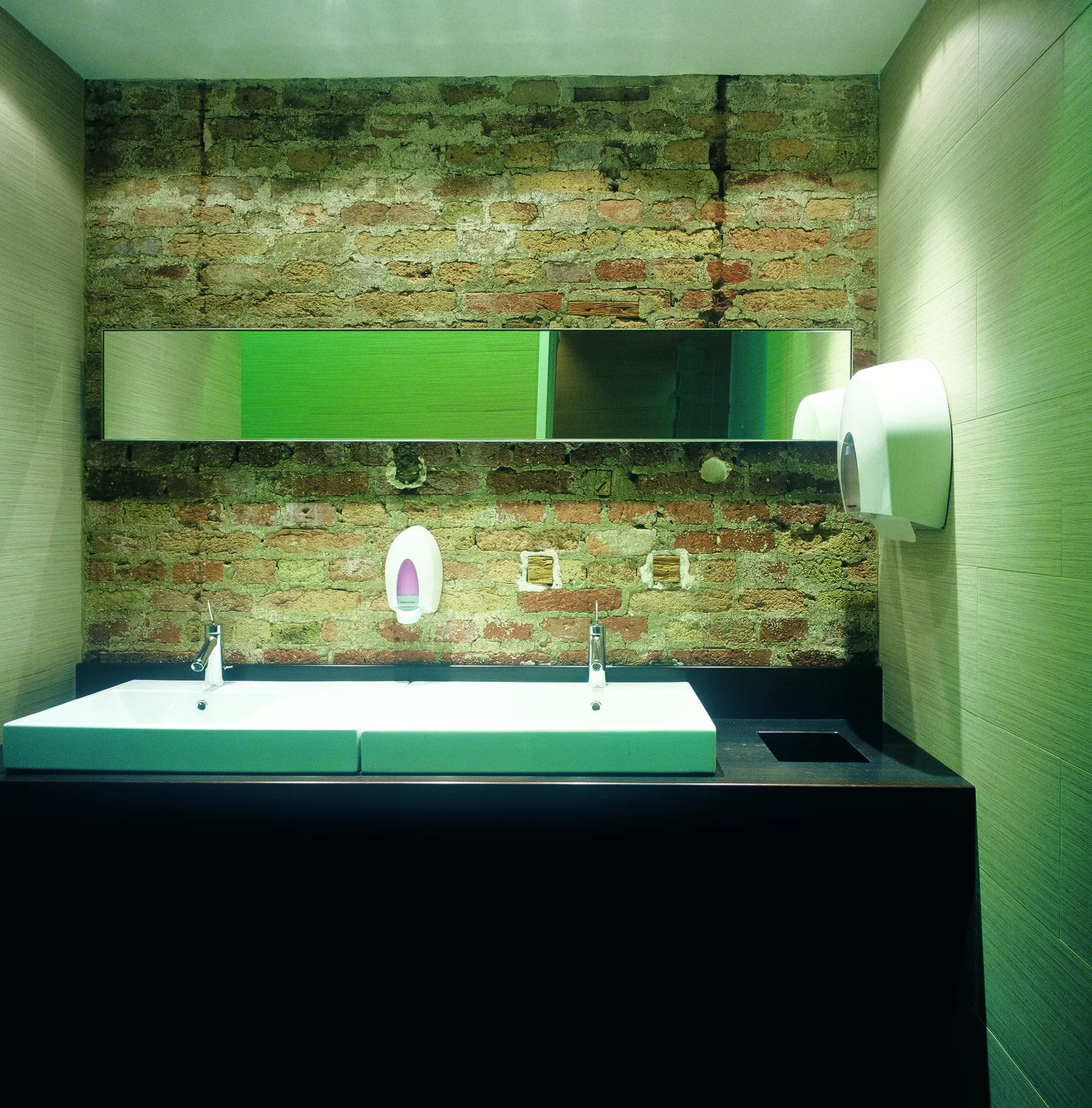 Restoran Mano 06 - Dva Arhitekta Zidarić