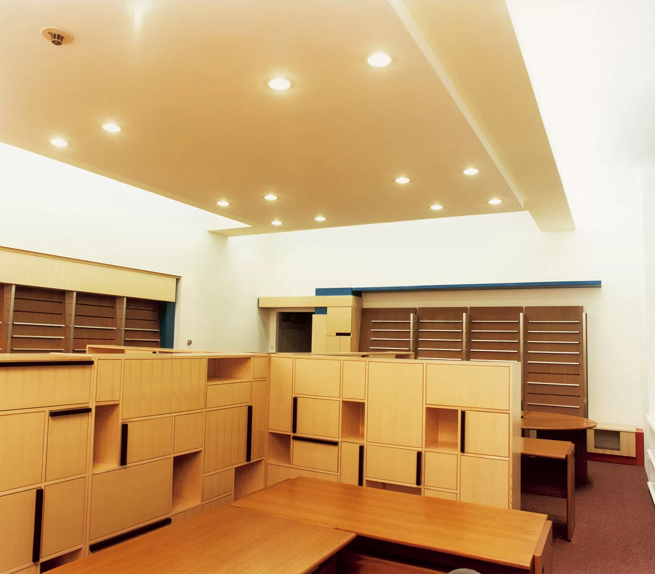 Ured Školska Knjiga 01 - Dva Arhitekta Zidarić