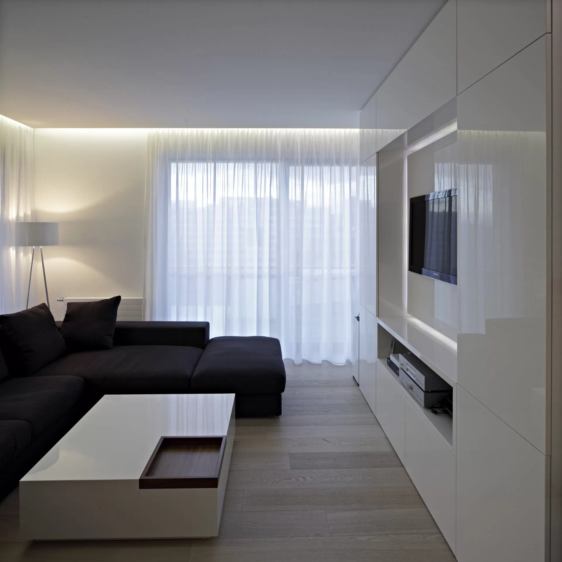 Stan Radnička 10 - Dva Arhitekta Zidarić